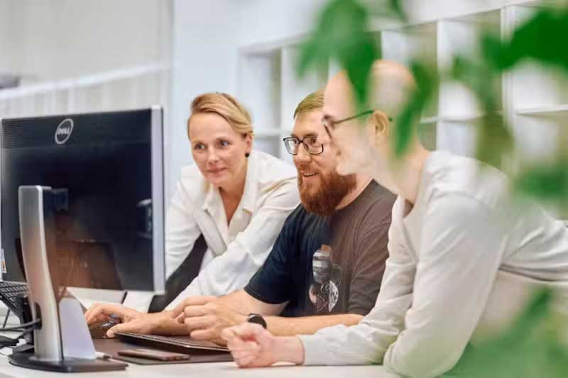 Digital unterstützte Instandhaltungsmaßnahmen erhöhen Effizienz und Produktionssicherheit in Industrieunternehmen